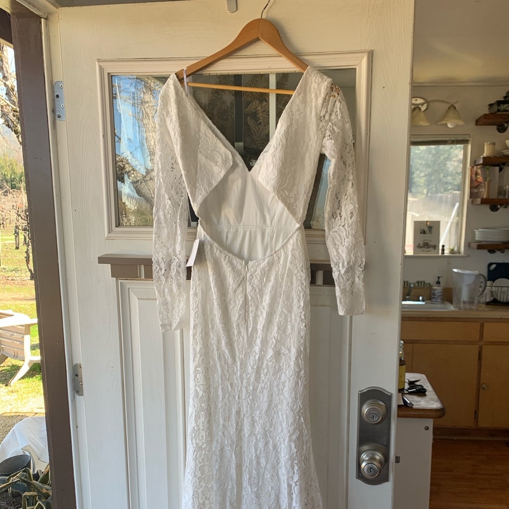 Lulu’s wedding dress, brand new